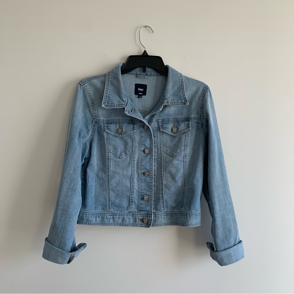 GAP Women's Light Blue Denim Jacket
